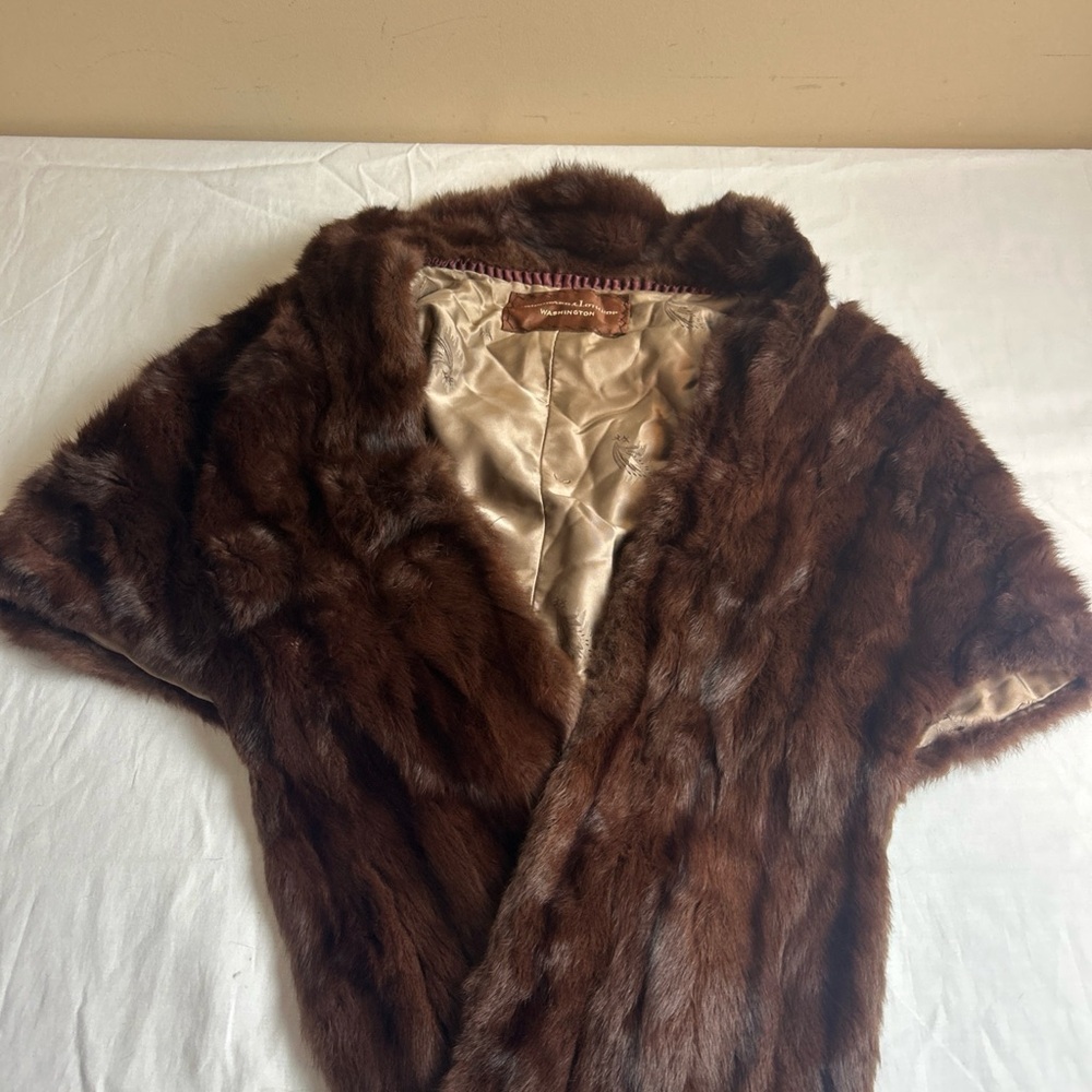 Luxurious Brown Fur Women's Cape